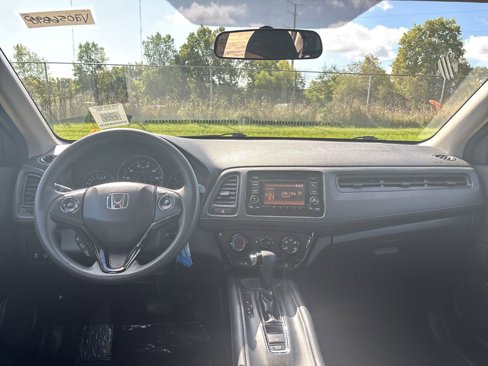 Used 2019 Honda HR-V LX image 5