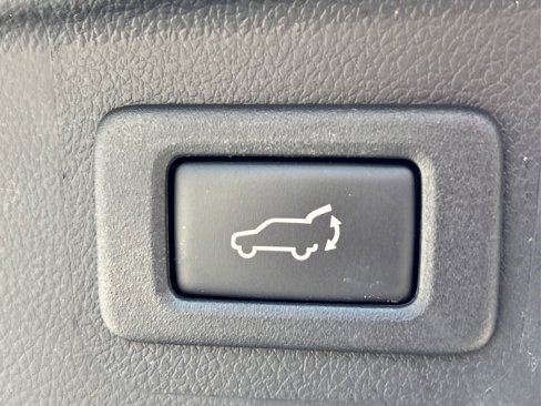 Used 2019 Subaru Outback 2.5i Premium image 14