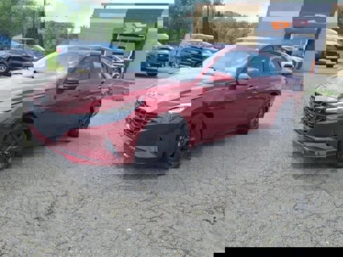 Used 2023 Hyundai Elantra SEL image 29