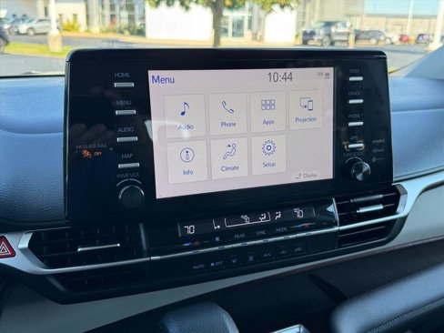 Certified 2021 Toyota Sienna LE image 18
