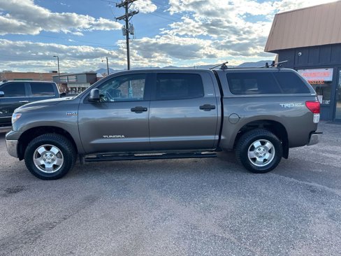 Used 2012 Toyota Tundra 4x4 CrewMax image 3