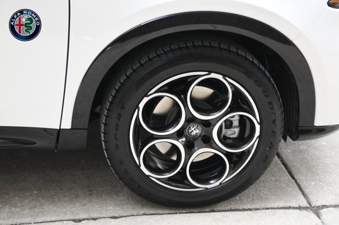 New 2025 Alfa Romeo Tonale image 29