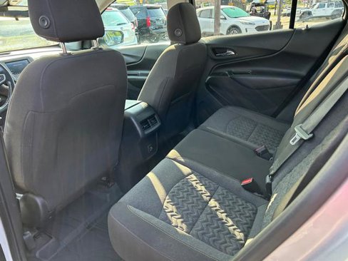 Used 2022 Chevrolet Equinox LT image 10