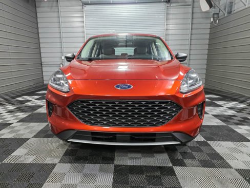 Used 2020 Ford Escape S image 3