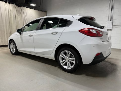 Used 2019 Chevrolet Cruze LT w/ Convenience Package image 5