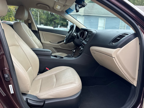 Used 2015 Kia Optima EX image 22