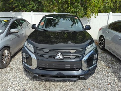 Used 2022 Mitsubishi Outlander Sport LE image 3