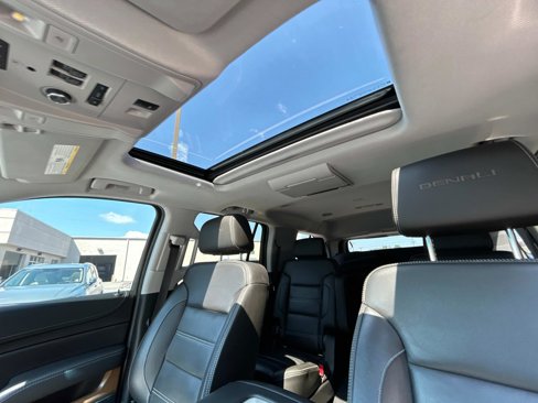 Used 2019 GMC Yukon Denali image 11
