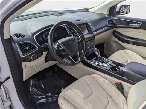 Used 2015 Ford Edge Titanium w/ Technology Package image 9
