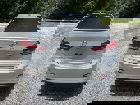 Used 2018 Hyundai Elantra SEL image 5