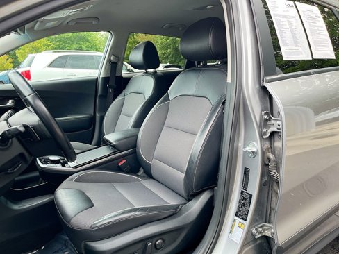Used 2022 Kia Niro EX image 20