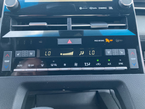 Used 2019 Toyota Avalon Touring image 30