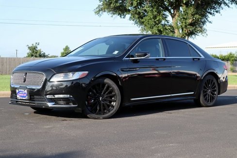 Used 2017 Lincoln Continental Select image 17