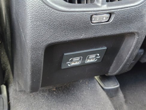 Used 2021 Jeep Cherokee Latitude Plus image 17