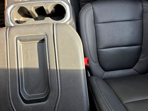 Used 2021 Chevrolet Silverado 2500 LTZ w/ LTZ Premium Package image 36