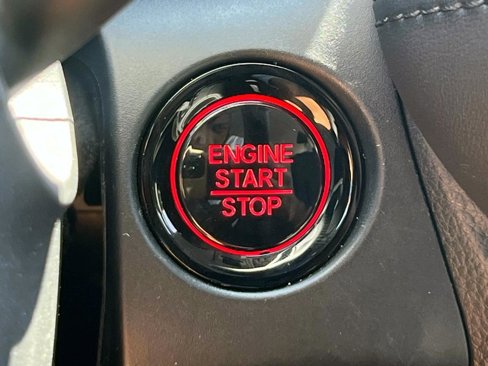 Certified 2023 Honda HR-V LX image 28