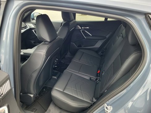 New 2025 BMW X2 xDrive28i w/ Convenience Package image 12