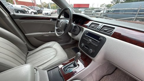 Used 2007 Buick Lucerne CXL w/ Luxury Package image 30