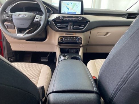 Certified 2022 Ford Escape SE image 30