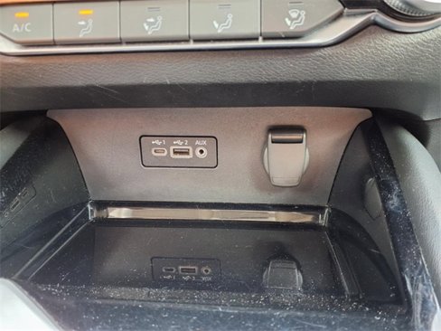 Used 2023 Nissan Altima 2.5 SV image 5