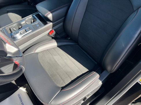 Used 2022 Ford Edge ST-Line image 12