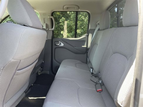 Used 2015 Nissan Frontier SV w/ SV Value Truck Package image 12