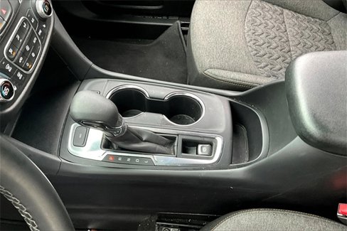 Used 2024 Chevrolet Equinox LT image 18