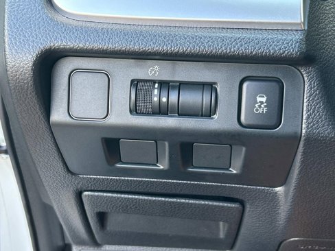 Used 2015 Subaru Impreza 2.0i image 16