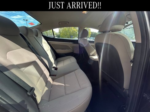 Used 2020 Hyundai Elantra SEL w/ Cargo Package (C1) image 11