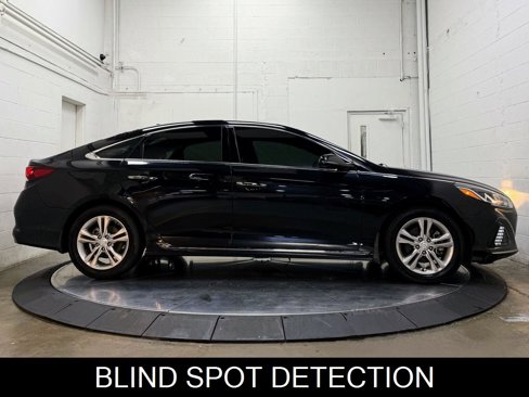 Used 2018 Hyundai Sonata Sport image 9