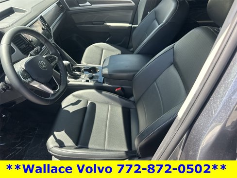 Used 2022 Volkswagen Atlas SE w/ Panoramic Sunroof Package image 16