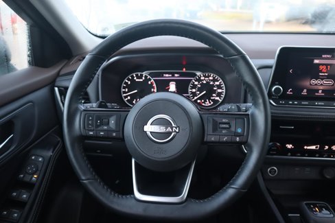 Used 2023 Nissan Rogue SV w/ SV Premium Package image 25