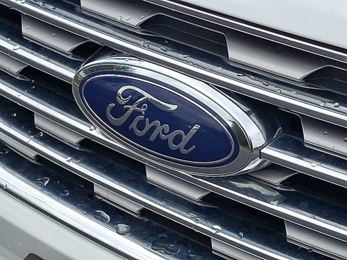 Used 2019 Ford Edge SEL w/ Equipment Group 201A image 30