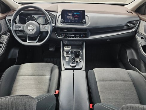 Used 2023 Nissan Rogue SV image 10