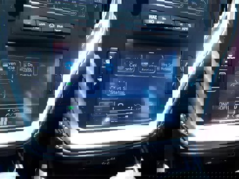 Certified 2025 Subaru Legacy image 21