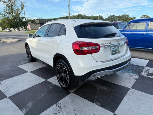 Used 2019 Mercedes-Benz GLA 250 w/ Convenience Package image 2