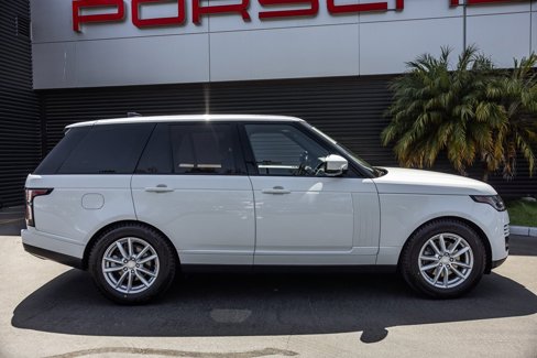 Used 2019 Land Rover Range Rover image 10