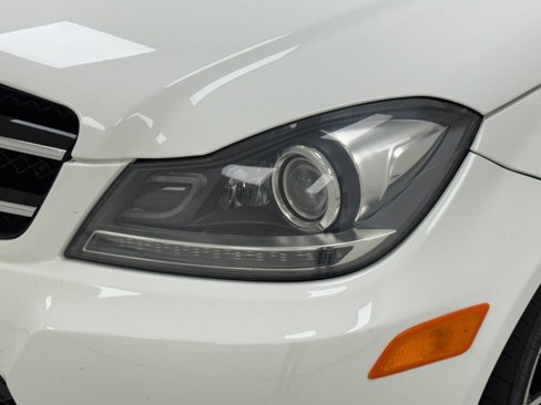 Used 2015 Mercedes-Benz C 350 4MATIC Coupe image 29