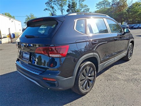 Used 2023 Volkswagen Taos S image 6