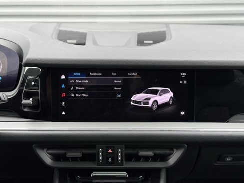 Certified 2024 Porsche Cayenne image 20