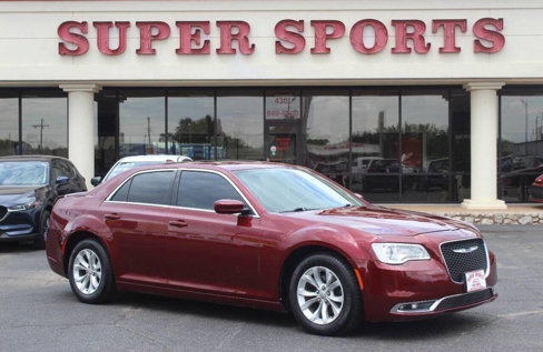 Used 2016 Chrysler 300 Limited image 3