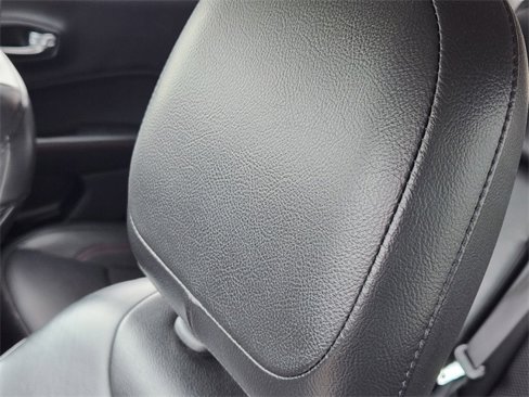 Used 2021 Jeep Compass Trailhawk image 16