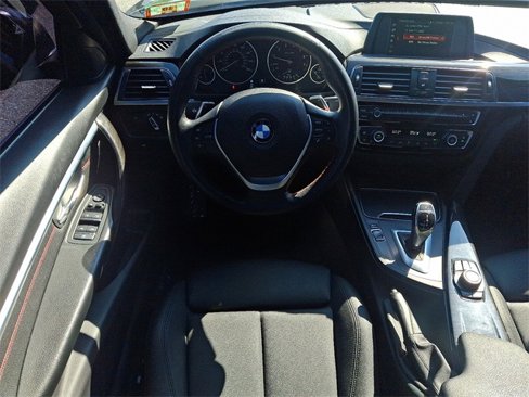Used 2018 BMW 330i xDrive Sedan image 11