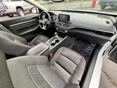 Used 2019 Nissan Altima 2.5 SV image 10