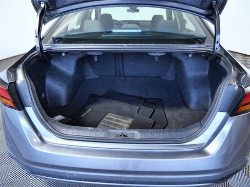 Used 2023 Nissan Altima 2.5 SV image 11