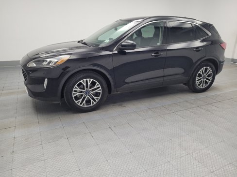 Used 2020 Ford Escape SEL image 2
