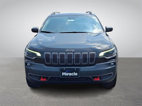 Used 2021 Jeep Cherokee Trailhawk image 2
