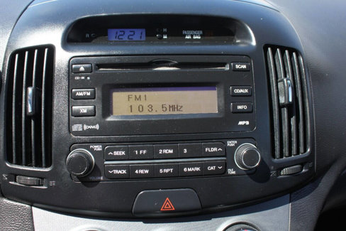 Used 2010 Hyundai Elantra GLS image 16