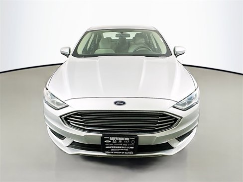 Used 2018 Ford Fusion S image 2