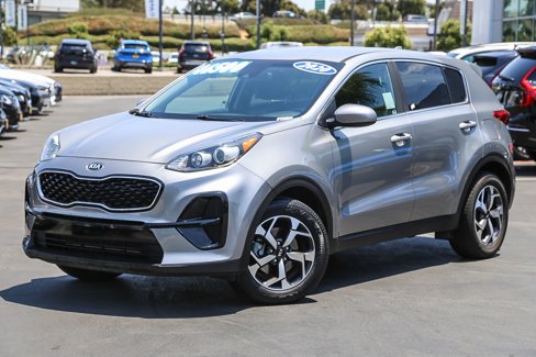 Used 2020 Kia Sportage LX image 1